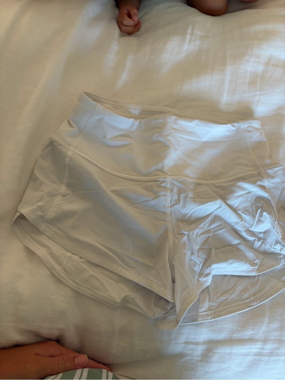 lululemon speed up short 2.5" high rise - Picture 3 of 5